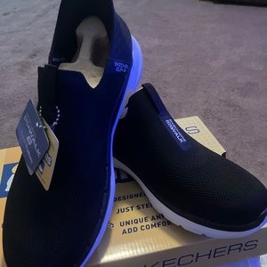 Sketchers Slip Ons
